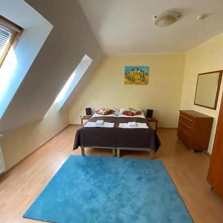 Guest house Penzion Le Monde 3*